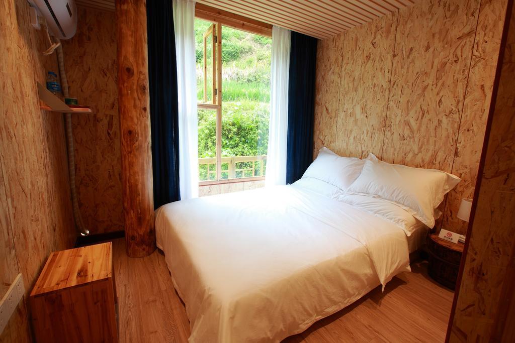 Tong Sang Art Hotel Liping Zimmer foto